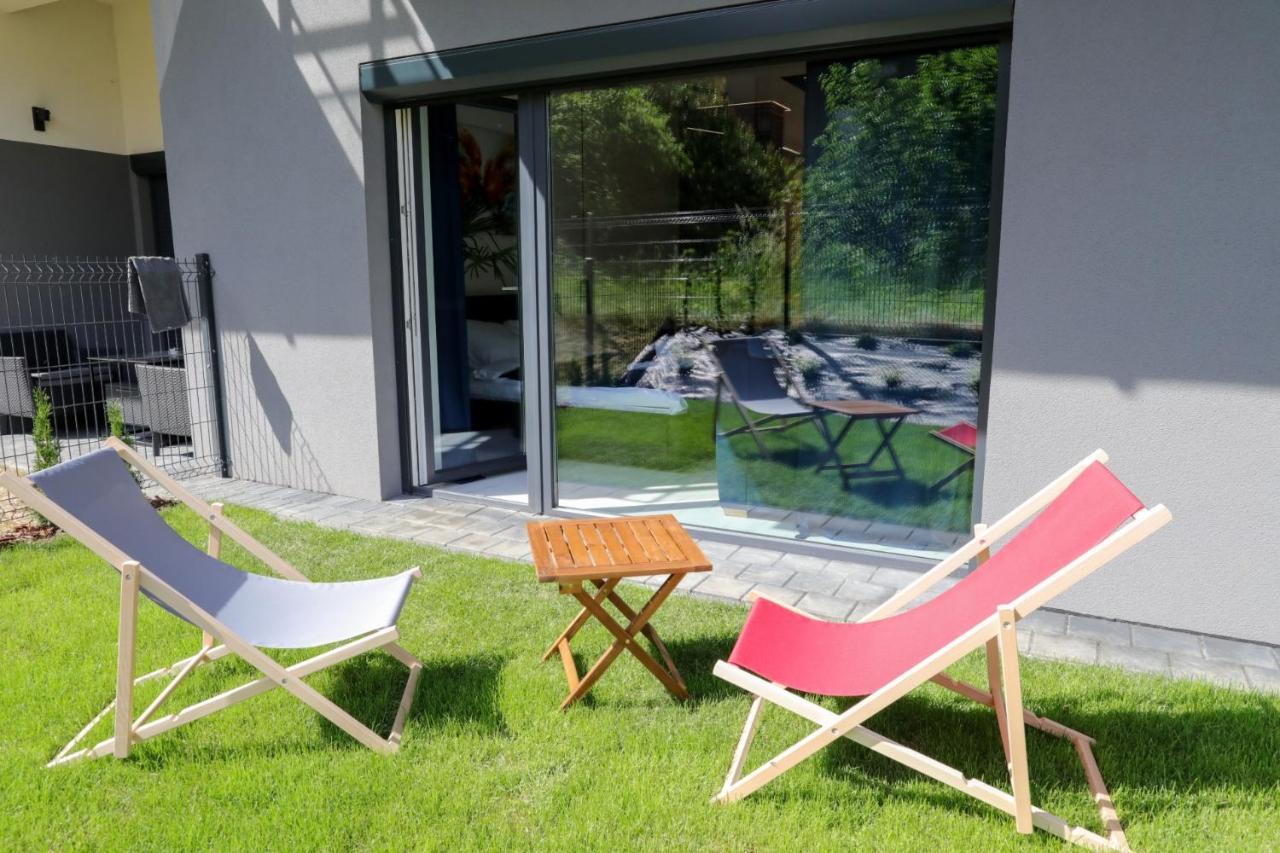 Apartament Ksiezycowy Z Jacuzzi Nowy Sącz Exteriör bild