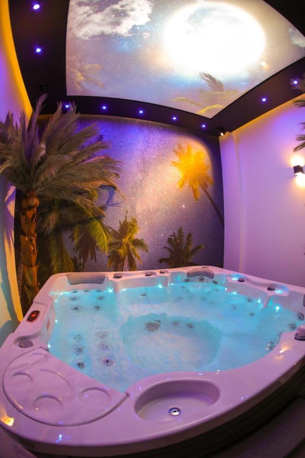 Apartament Ksiezycowy Z Jacuzzi Nowy Sącz Exteriör bild